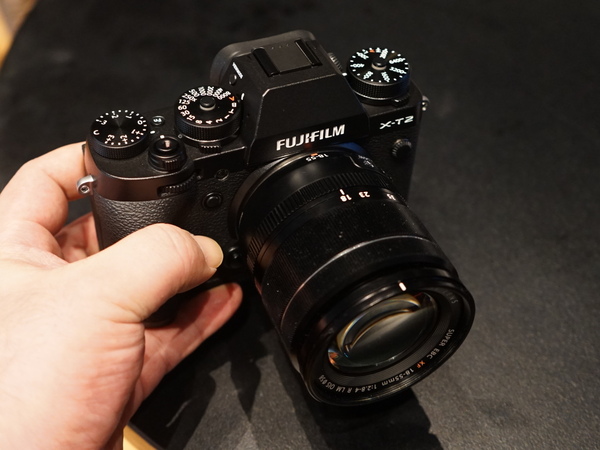 ASCII.jp：AFが大幅強化！ 4K撮影にも対応‼! 富士フイルムの最上位