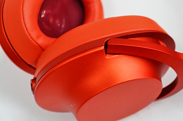 ASCII.jp：鮮烈な色のハイレゾヘッドフォン「h.ear on（MDR-100A