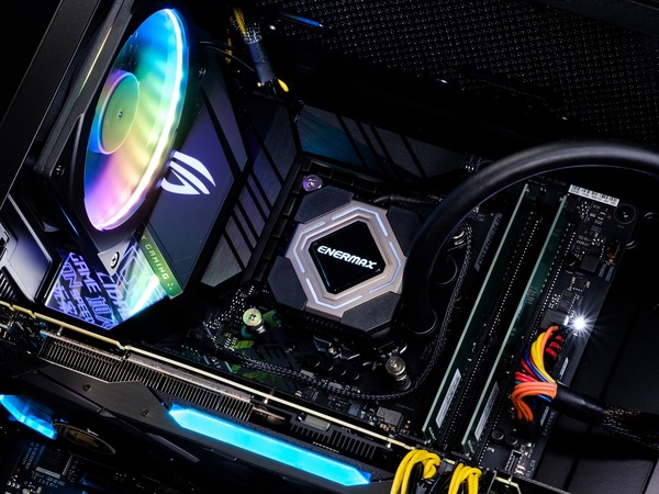 ASCII.jp：FRONTIERで買うべきゲーミングPC厳選6機種：TGS2019 (1/3)