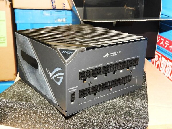 ASCII.jp：ASUSのハイエンド電源「ROG-THOR」シリーズが誕生