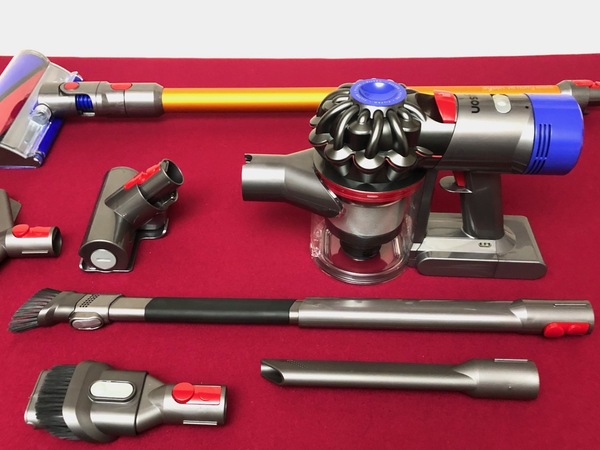 ASCII.jp：ダイソン「V12 Detect Slim」 ゴミを“見える化”してくれるの