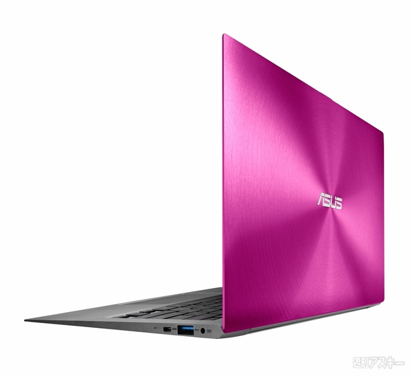 ピンク! ピンク! ピンク! ASUSTeKから“ホットピンク”の『ZENBOOK UX21E