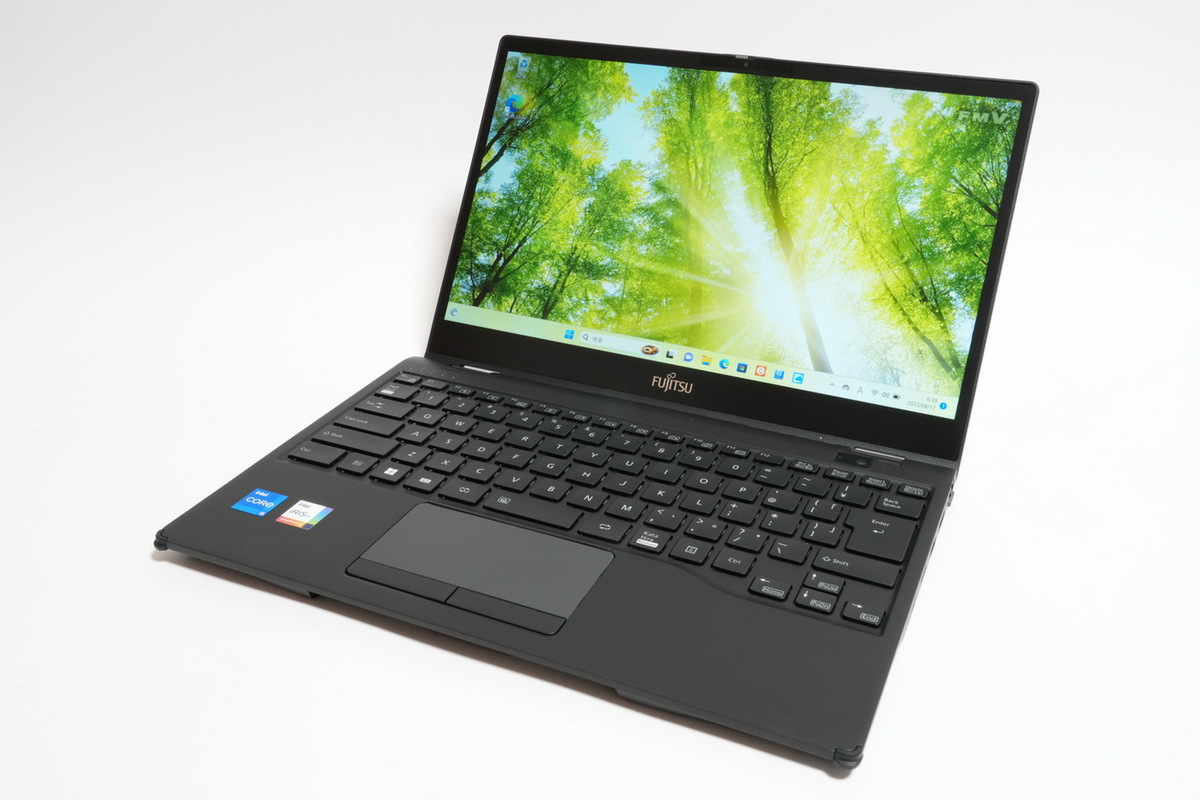 ASCII.jp：超軽量の2in1モバイルノート富士通「LIFEBOOK WU3/H2」を