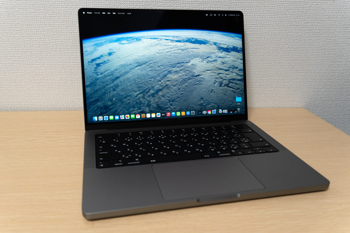 第3世代で大幅高速化「M3 MacBook Pro」を試す（西田宗千佳） - 週刊