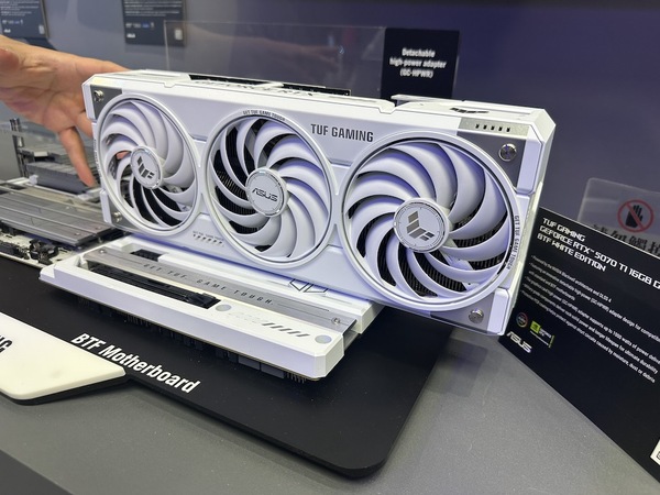 ASCII.jp：まるでケーブルレスなスマート自作PC、ASUSが提案する次世代