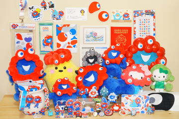 ハローキティ×ミャクミャクぬいぐるみなど入った「おたのしみ袋」3種