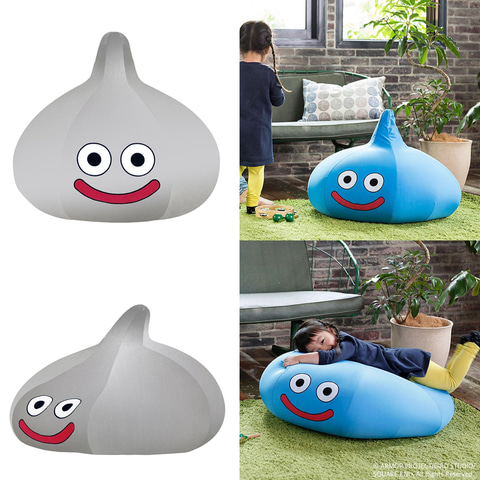 勇者たちもイチコロ！ 「勇者をダメにするクッション」のメタル