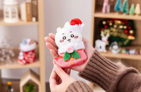 ちいかわ達をツリーに吊るせる！ 「オーナメントにもなるマスコット