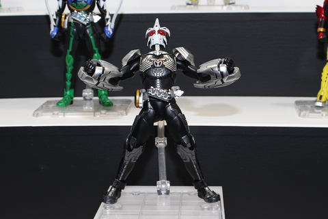 S.H.Figuarts（真骨彫製法） 仮面ライダーオーズ」のコンボが勢揃い