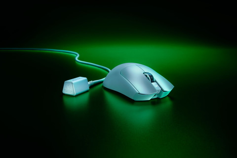 Razer、54gの超軽量ゲーミングマウス「Razer Viper V3 Pro」4月26日に