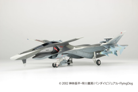 戦闘妖精雪風」より「メイヴ雪風」と「ファーンII」のミサイル装備