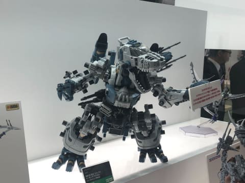 コトブキヤ、「ZOIDS」よりプラモデル「RZ-002 ガイサック」の原型が