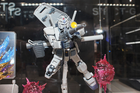 特別企画】【ガンダムベース取り下ろし】「MG 1/100 ガンダムべース