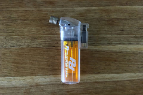 100円ライターがガスバーナーに変身する「ポケトーチ」【いつモノコト