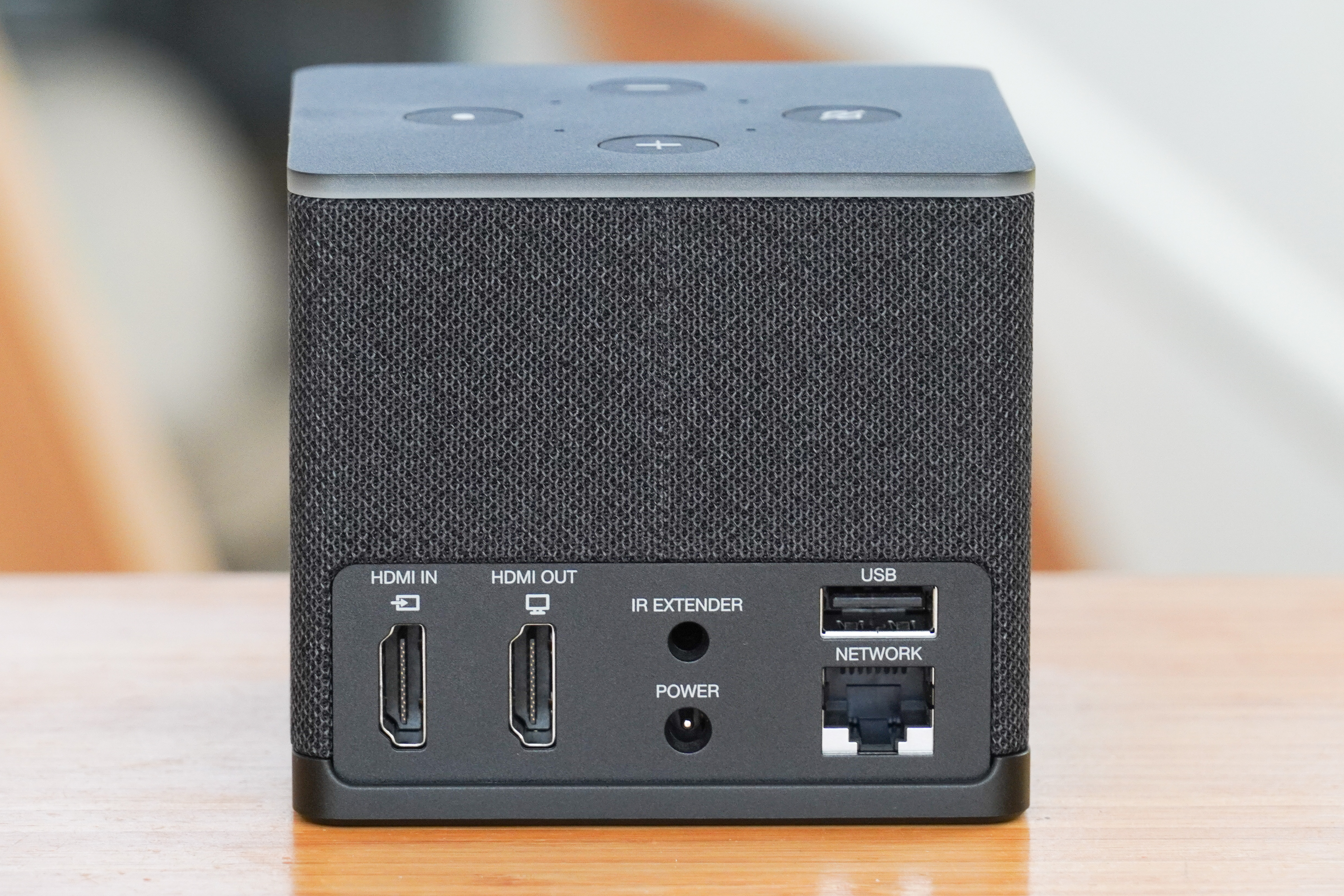 Fire TV CubeとEcho Dot2台で、HDMI入力のサウンドも高音質で楽しむ