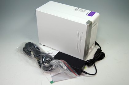 清水理史の「イニシャルB」】 2ベイ2万円＋2ポート200MB/s 2ベイNASの