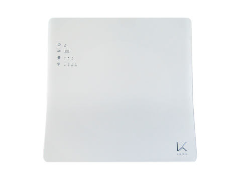 カルテック、独自の光触媒技術を用いた壁掛けタイプの空間除菌・脱臭機