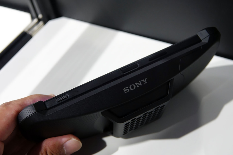 ゲーミングギア「Xperia Stream」クイックフォトレビュー――プレイを