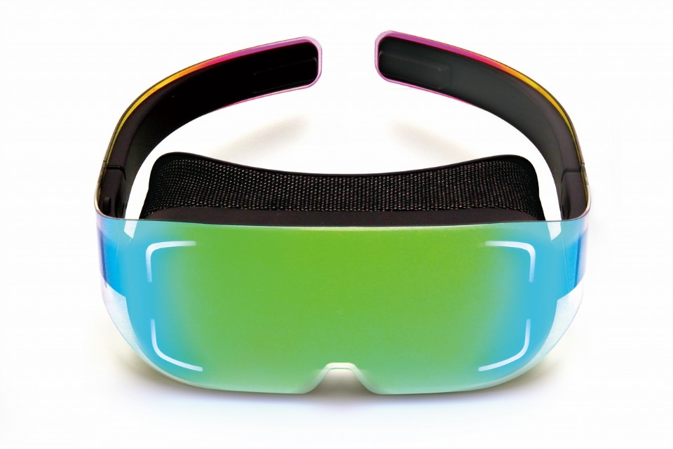 シャープがスマートフォン接続型VR用ヘッドマウントディスプレイの