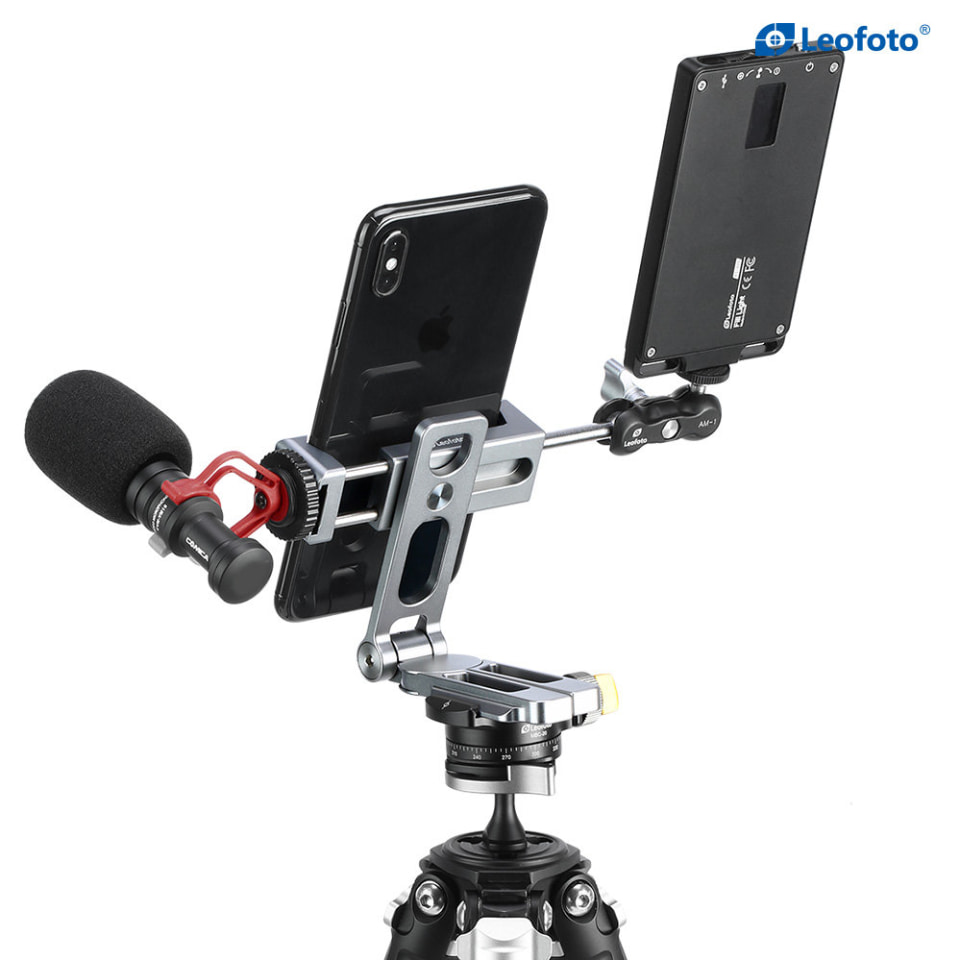 iPhoneで写真撮るならコイツがいいかも！ 自立型スマホスタンド