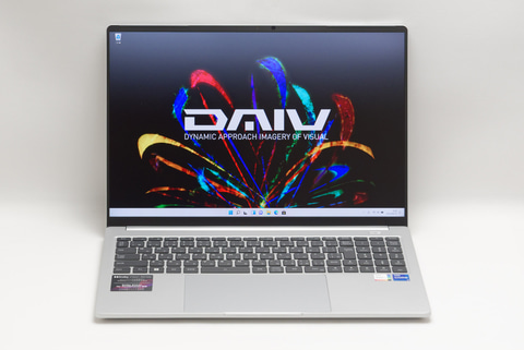 Hothotレビュー】トップクラスの性能がリーズナブルに。16型ノートの