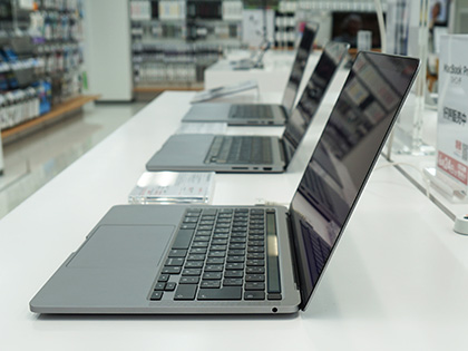 Apple M2チップ搭載の「13インチMacBook Pro」が発売 - AKIBA PC Hotline!