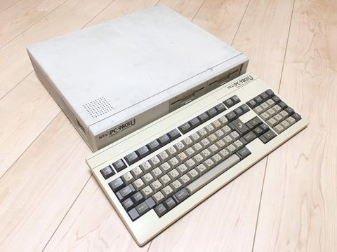PC-9801シリーズ初となる3.5インチFDD搭載モデル「PC-9801U」 - AKIBA
