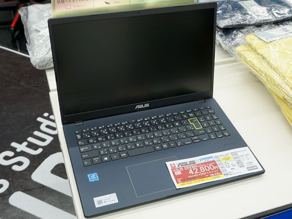 ビックカメラ専売の15.6型ノート「ASUS E510MA」、価格は税込42,800円