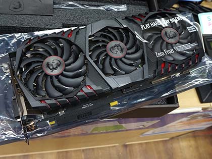 3連ファン仕様の「GeForce GTX 1080 Ti GAMING X TRIO」が発売、重量は