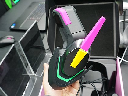 D.Va仕様のOverwatch公式ヘッドセットが近日発売、Razer製 - AKIBA PC
