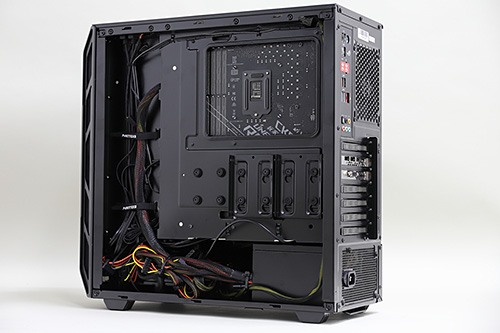 割安なFRONTIERのゲーミングPCは本当に高性能？6種のゲームでテストし