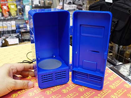 350ml缶を冷やせる「USB卓上保冷庫」が1,500円で販売中 - AKIBA PC