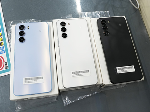 nubia S 5G ホワイト 】Y!mobile版 使用浅 美品 nubia S 5G｜Y!mobile