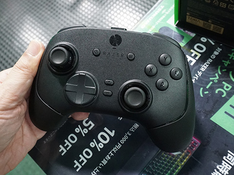 Razerの軽量ゲームパッド「Wolverine V3 Pro 8K PC」が発売、8K