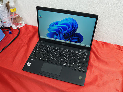 Core i5-10310U+8GBメモリ搭載の13.3型「LIFEBOOK U9310/D」が34,800円