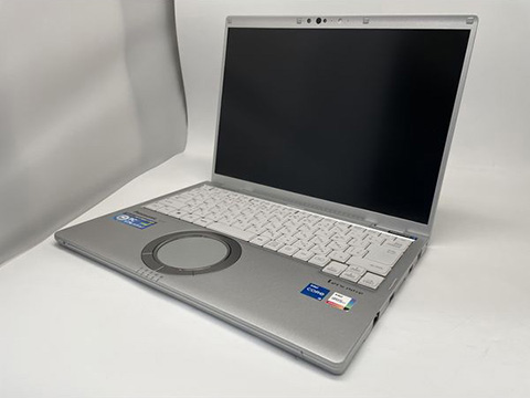 パナソニックCore i5-1145G7/16G/SSD/14型QHD液晶 高解像度液晶/Core