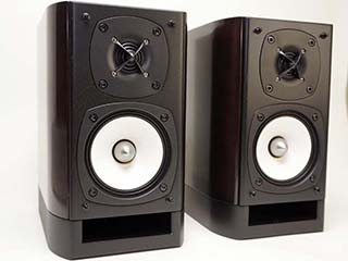 レビュー】さらなる高音質へ。オンキヨー「CR-N765」で始める“オトナ