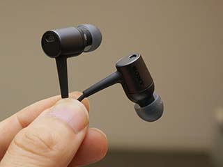 ソニー、ハイレゾノイズキャンセルイヤフォン「h.ear in NC」 - AV Watch
