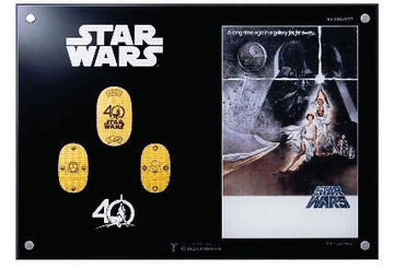 1億5千万円の純金製「ダースベイダー マスク」。5月4日「フォースの