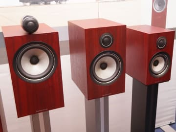 B&Wの新スピーカー「700 S2」を聴く。特に注目はペア32万円「705 S2
