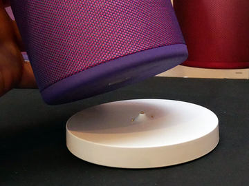 UE、水に浮く頑丈なBluetoothスピーカー「MEGABOOM 3」 - AV Watch