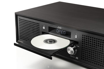 ビックカメラ、黒いJVCの一体型CD/USB/Bluetoothコンポ。19,880円 - AV