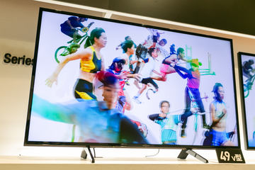 VIERA初の4Kチューナ内蔵「GX750」は、43型14万円でAbemaTVボタン - AV