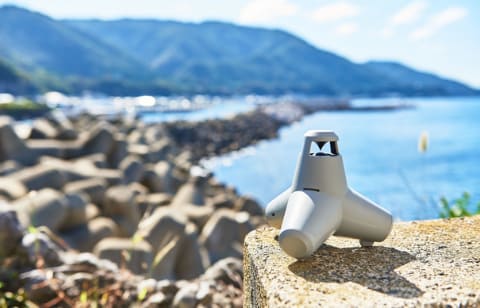 テトラポッドを再現したスピーカー登場。”超巨大イヤフォン”型