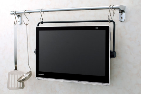 パナソニック、YouTubeやBD再生できるオールインワン防水TV