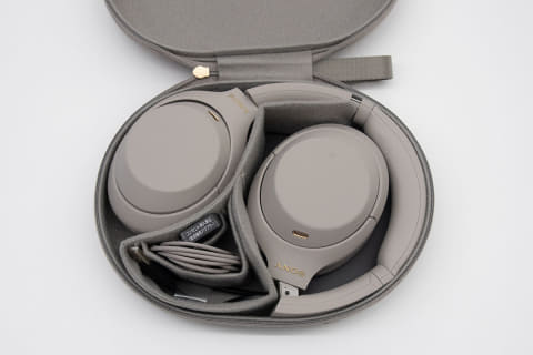 ソニー、装着したまま人と話せるNC/BTヘッドフォン「WH-1000XM4」 - AV