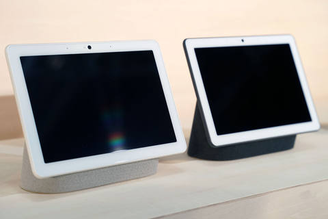 カメラ搭載、手をかざして操作できる「Google Nest Hub Max」 - AV Watch