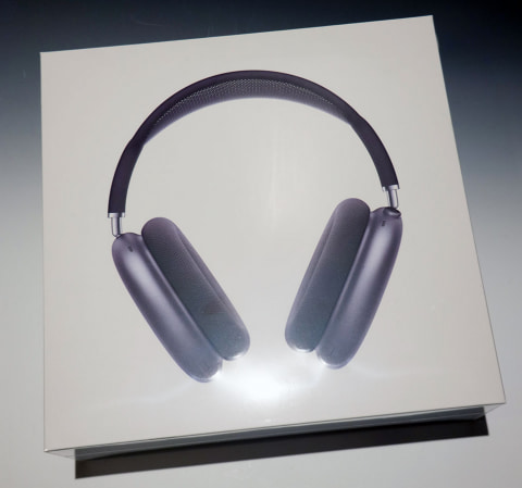 西田宗千佳のRandomTracking】AirPods Maxを試す、6万円の価値は“音楽