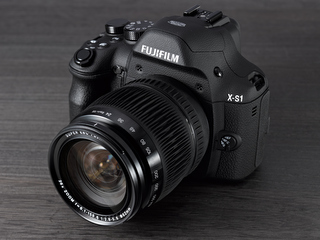 新製品レビュー：FUJIFILM X-S1 - デジカメ Watch Watch