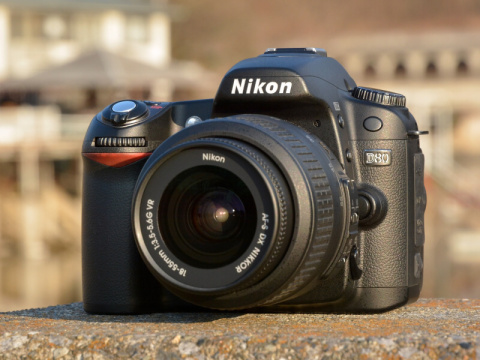 オールドデジカメの凱旋：ニコンD80（2006年） - デジカメ Watch Watch